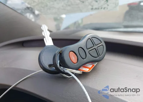 2003 Dodge Grand Caravan Sport from USA, damaged, VIN 2D4GP44R83R328676